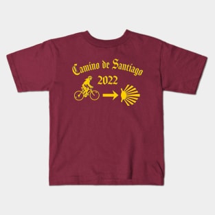 Camino de Santiago 2022 Woman Riding a  Bicycle Yellow Scallop Kids T-Shirt